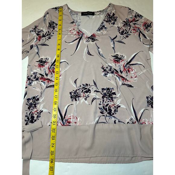 Ivanka Trump Women’s Blush Blouse Size Large Long Sleeve V-Neck Floral - Picture 5 of 8